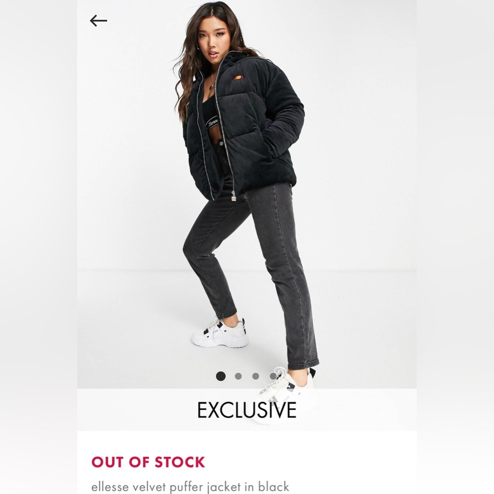 Ellesse serenet velour puffer jacket in black. Super soft.